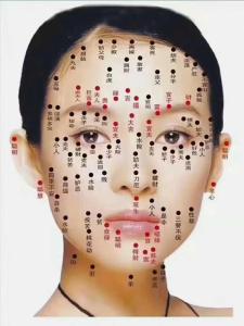 女人鼻子鼻頭長痣面相圖代表什么意思好不好 女人鼻子尖長有痣的面相